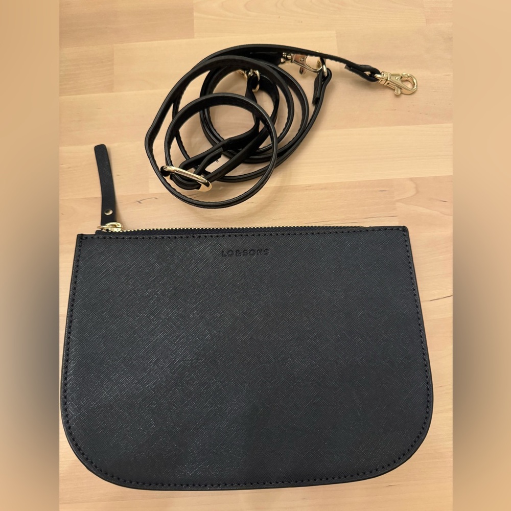 Lo & Sons Waverly 2 Crossbody, deep navy (saffiano leather)
